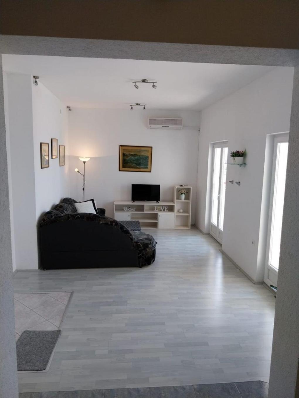 Apartments Josip Башка-Вода Екстер'єр фото
